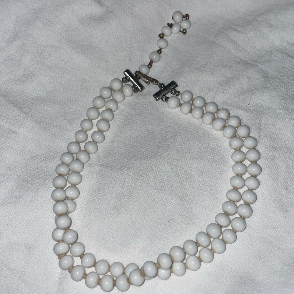 Vintage signed JAPAN silver tone white ceramic bead multi strand necklace hook